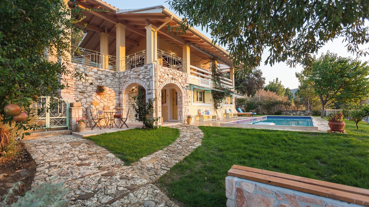 Photo of Outdoor in Aleimmatades