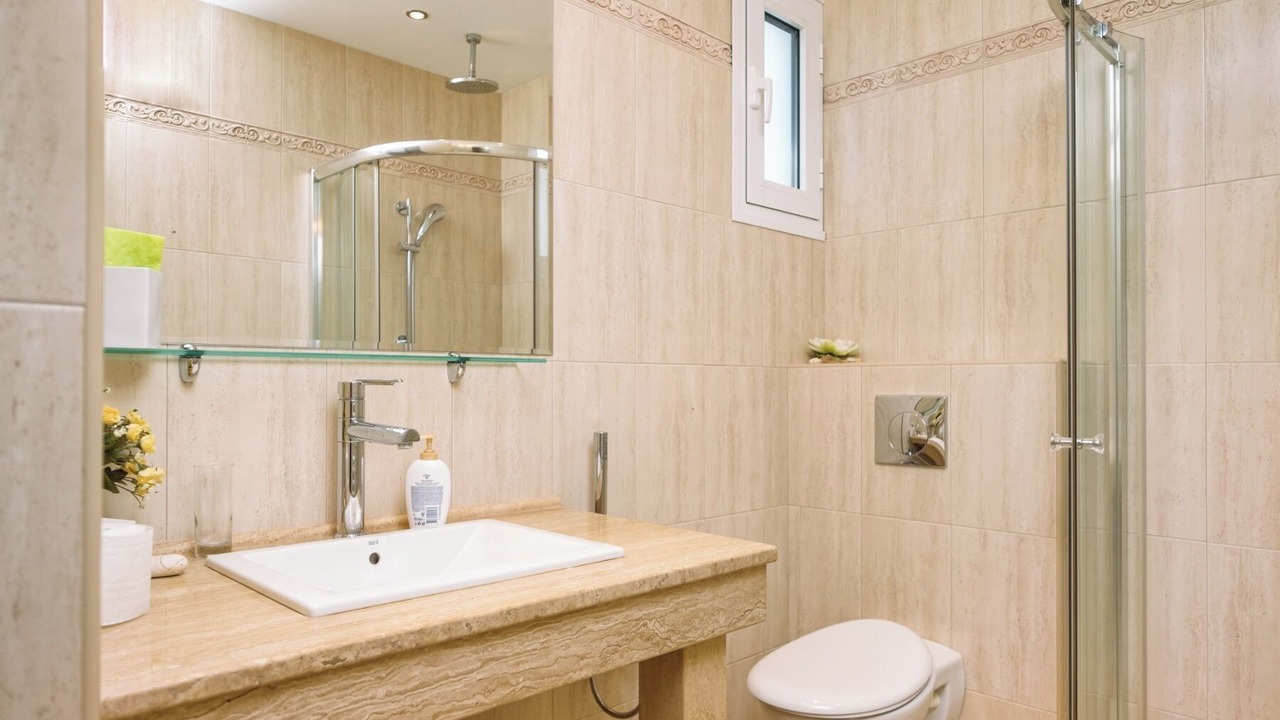 Photo of Bathroom in Gerakini