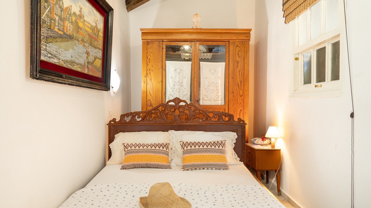Photo of Bedroom in Aigialeia