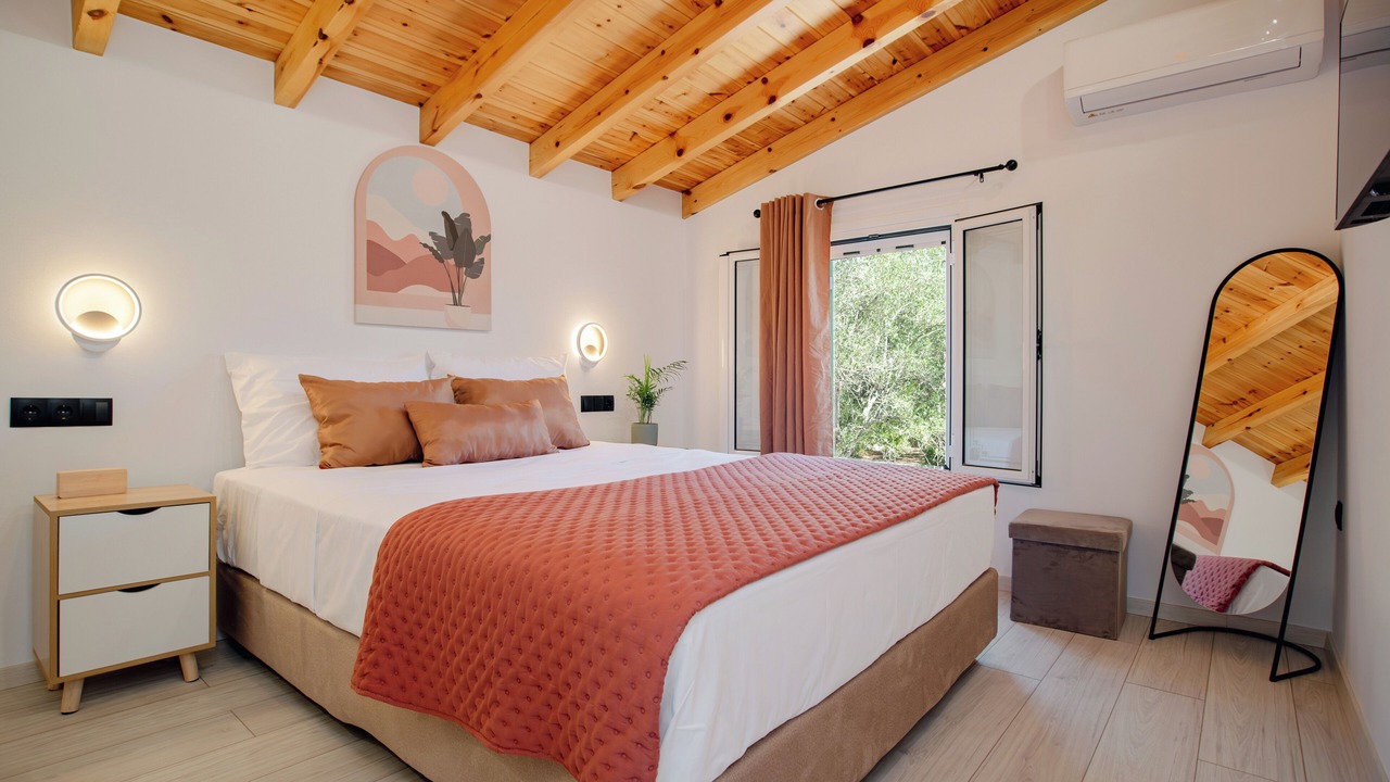 Photo of Bedroom in Melikia