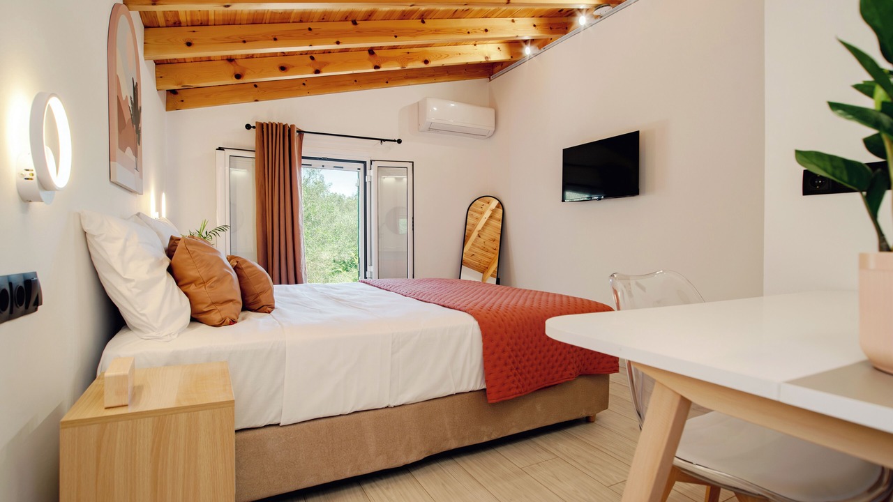 Photo of Bedroom in Melikia