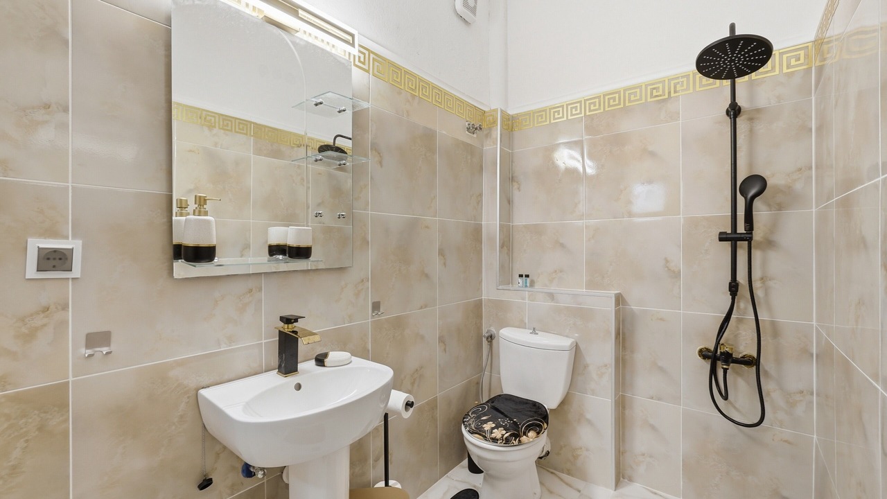 Photo of Bathroom in Messonghi