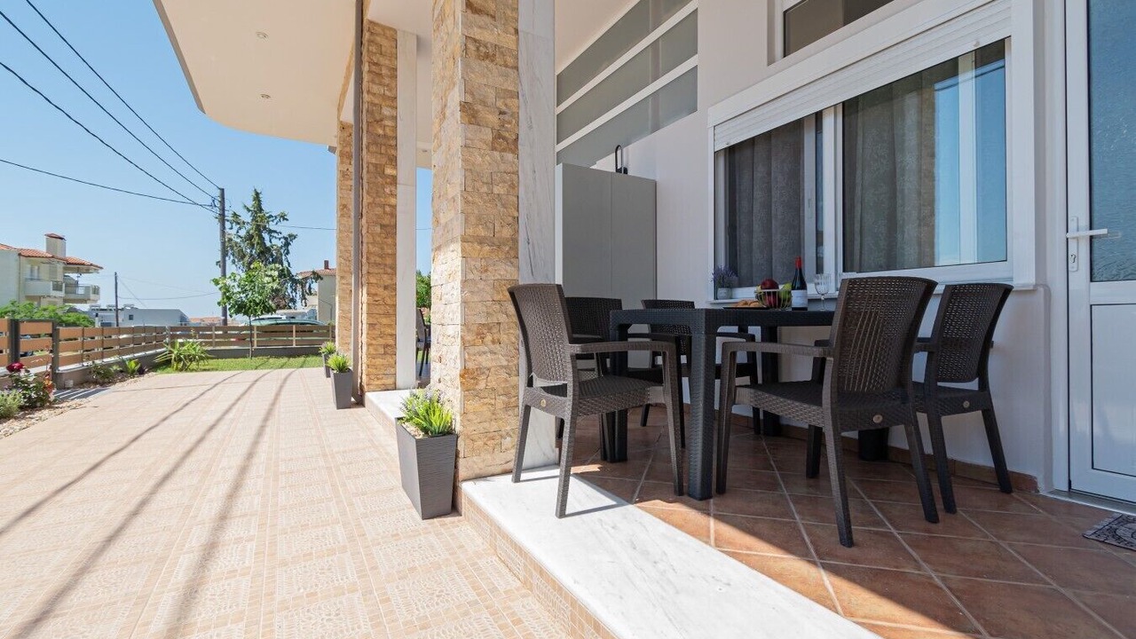 Photo of Others in Flogita