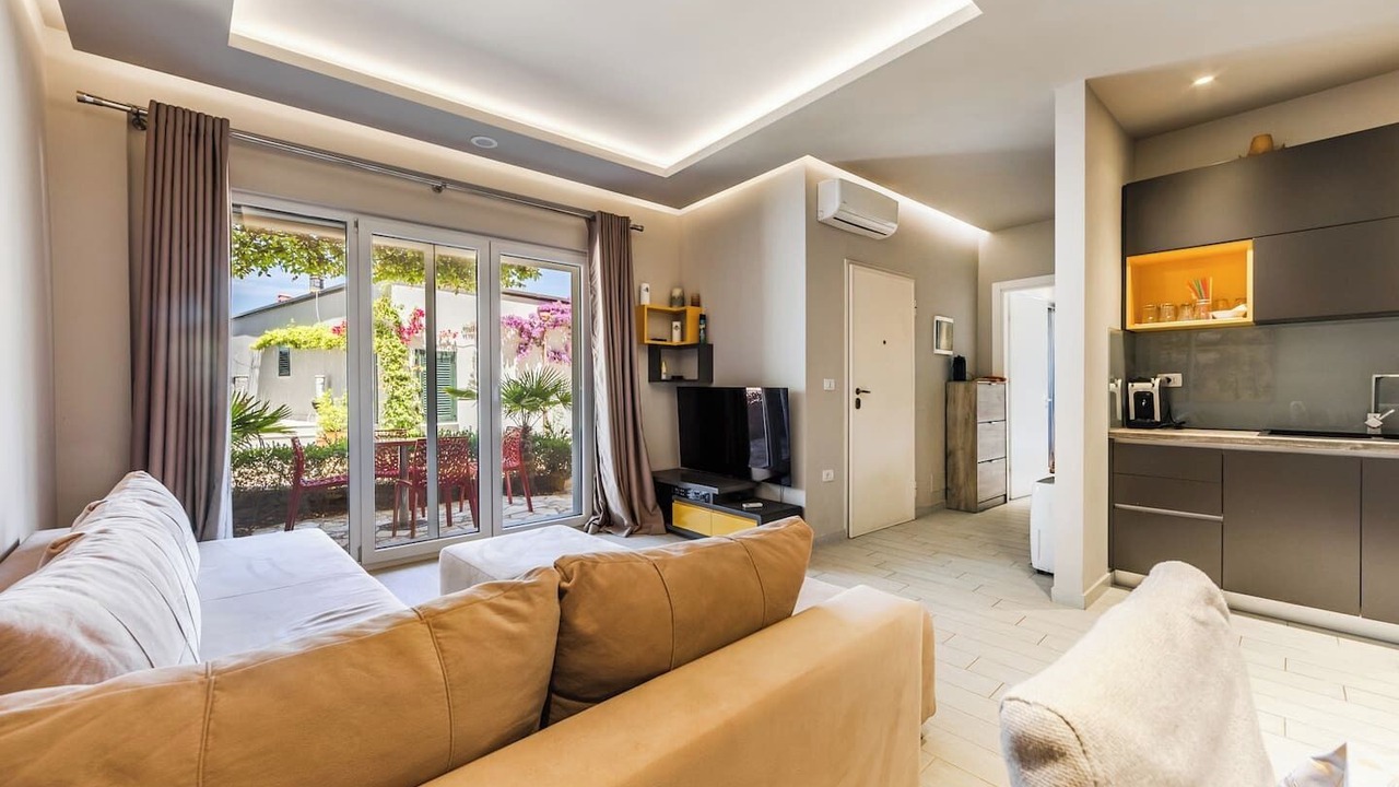 Photo of Livingroom in Orikum