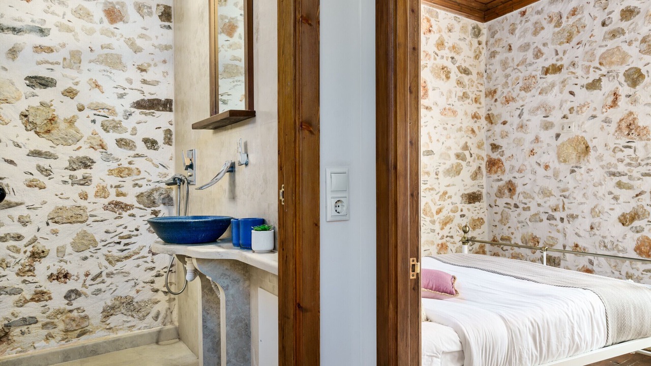 Photo of Bathroom in Panormos