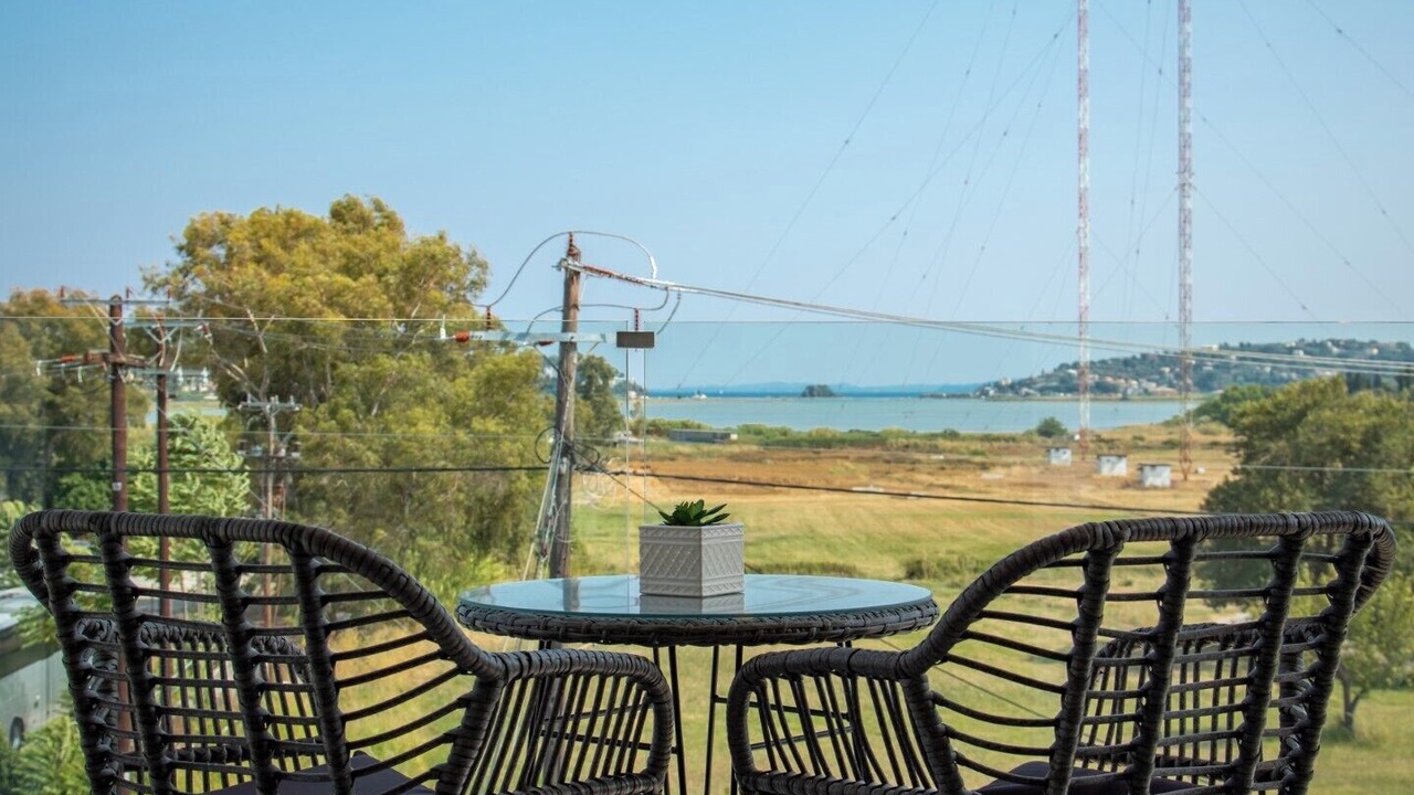 Photo of Patio Balcony in Alepou
