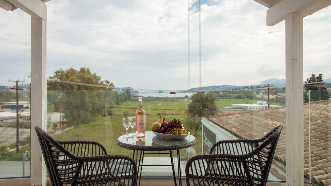 Photo of Patio Balcony in Alepou