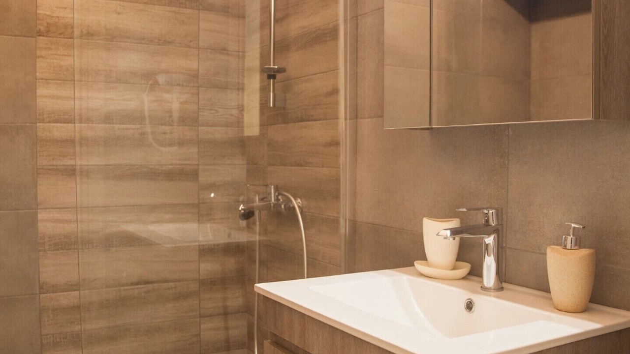 Photo of Bathroom in Alepou