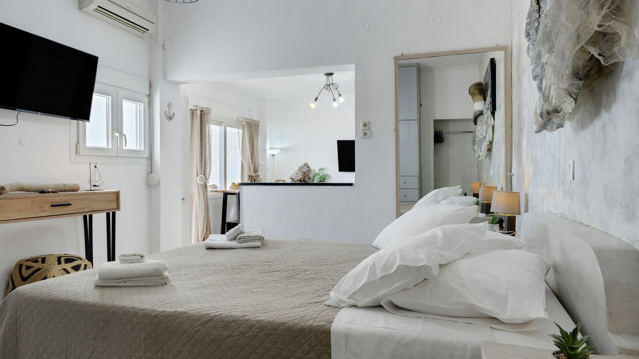 Photo of Bedroom in Imerovigli