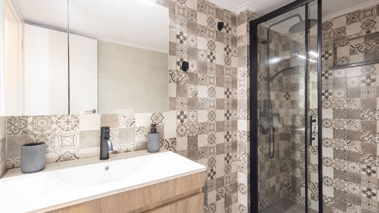 Photo of Bathroom in Ampelokipoi