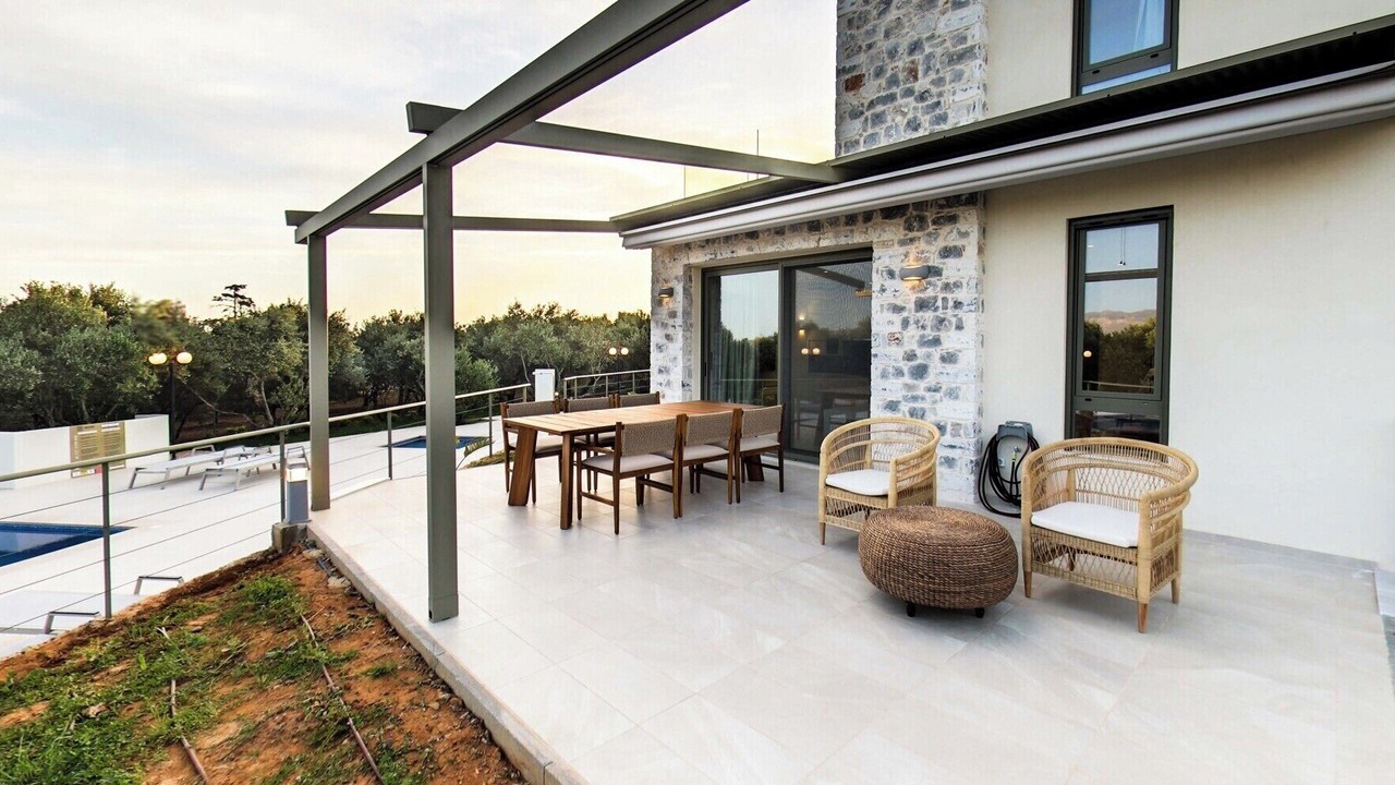 Photo of Outdoor in Gerani