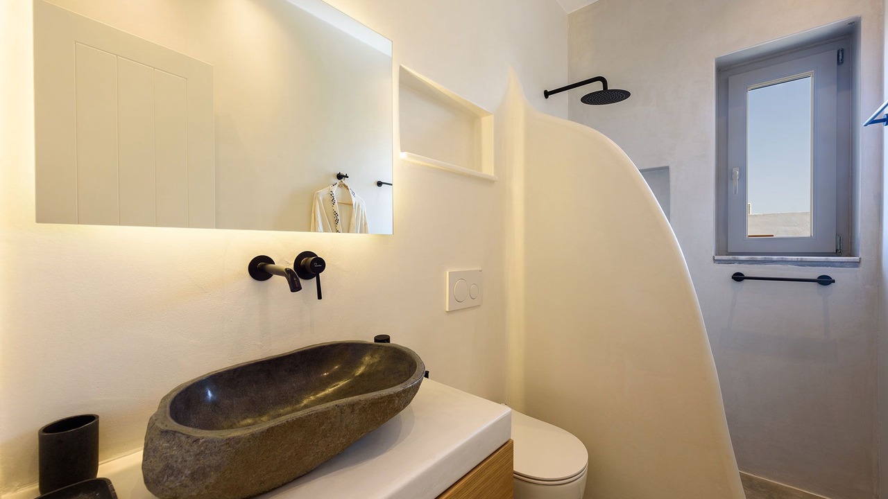 Photo of Bathroom in Ampelas