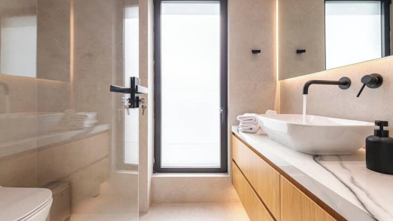 Photo of Bathroom in Varkiza