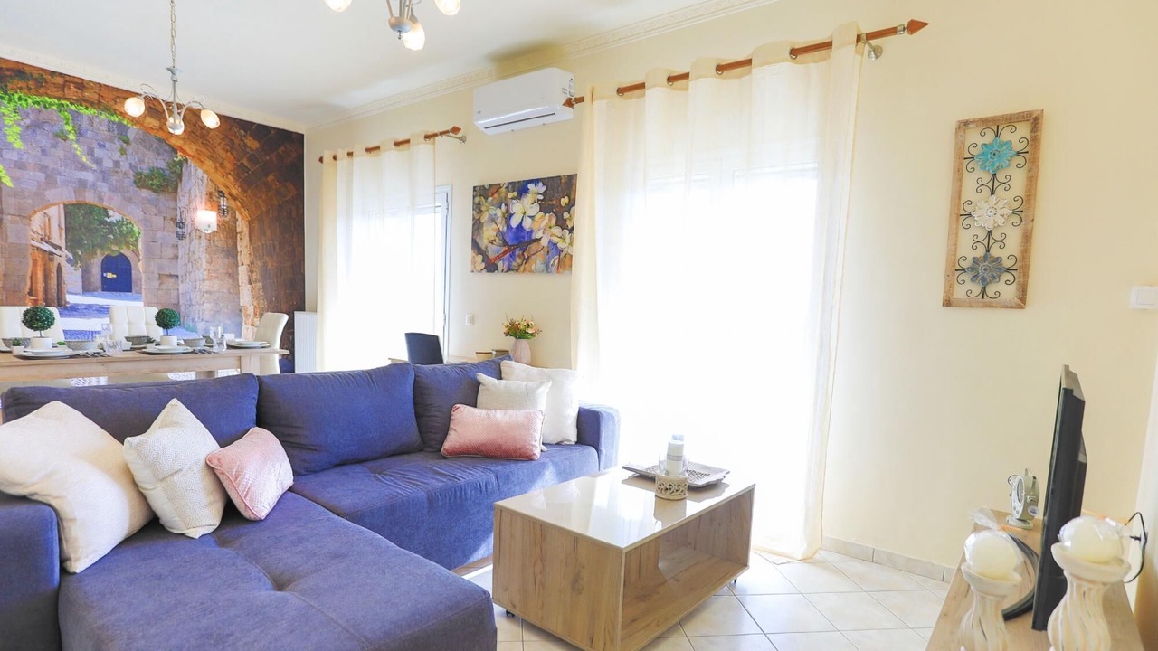 Photo of Livingroom in Perama