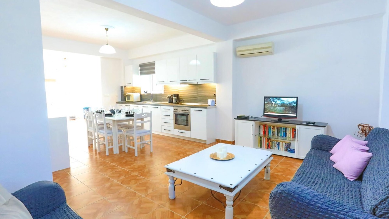 Photo of Livingroom in Agios Stefanos
