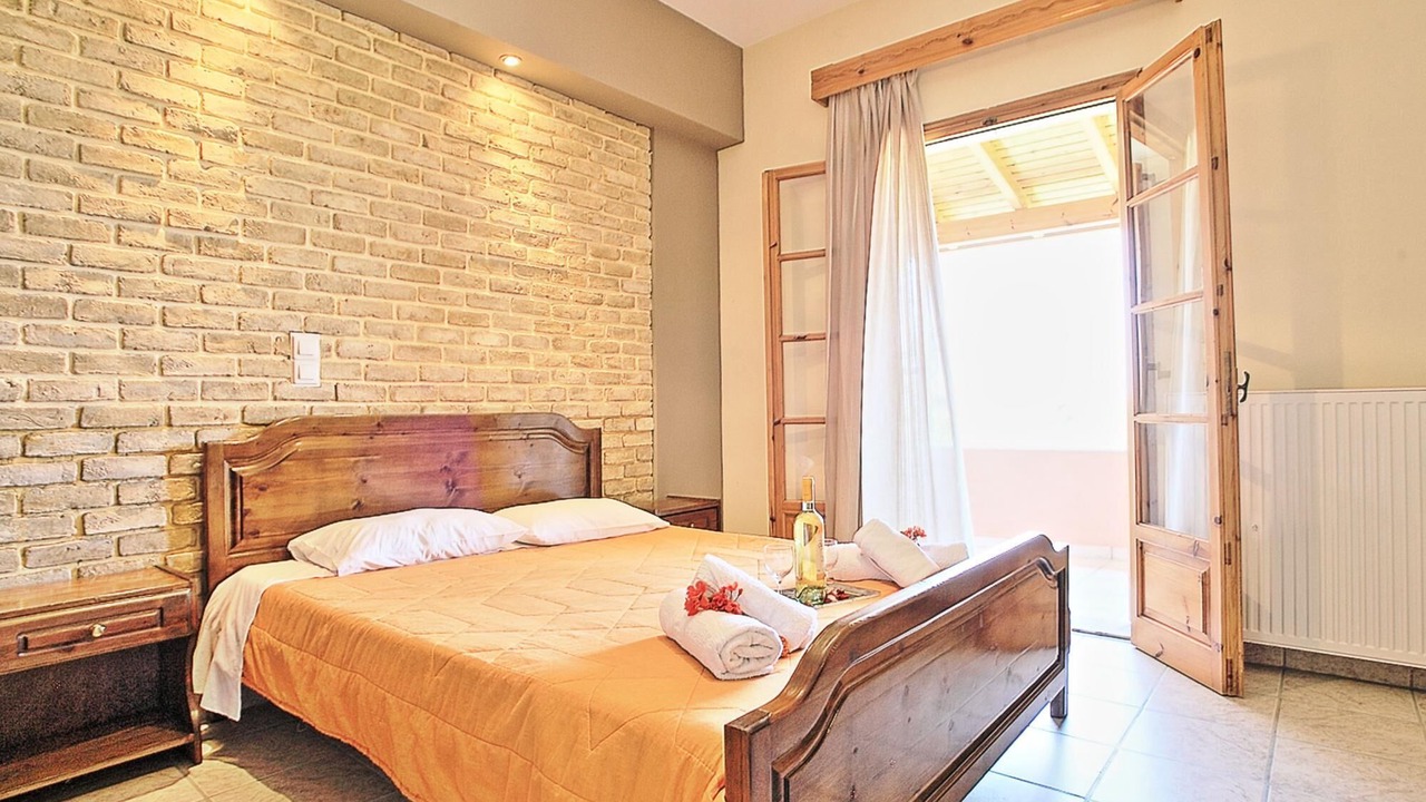 Photo of Bedroom in Almiros Beach