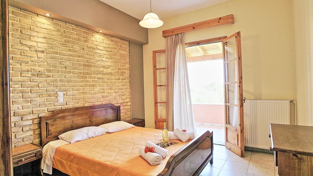 Photo of Bedroom in Almiros Beach