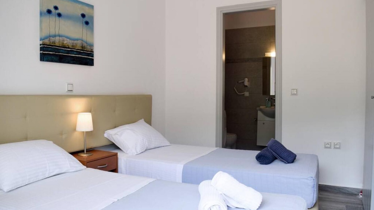 Photo of Bedroom in Dhrakata