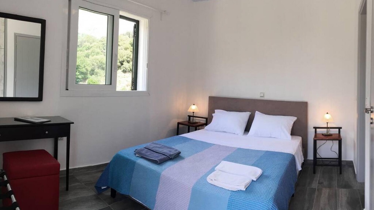 Photo of Bedroom in Dhrakata