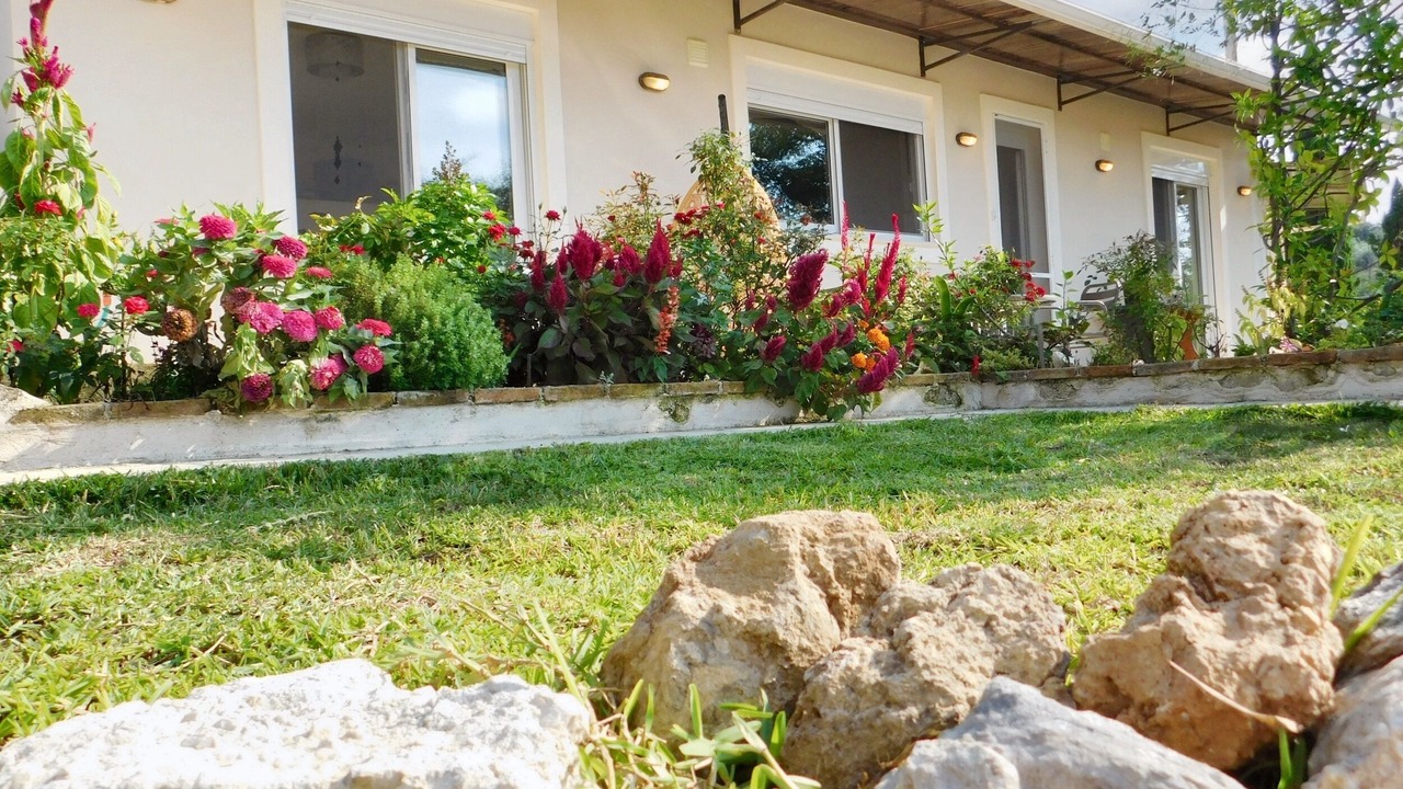 Photo of Outdoor in Perama