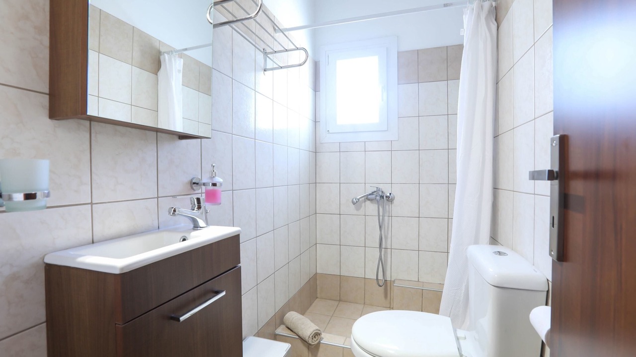 Photo of Bathroom in Chalikounas