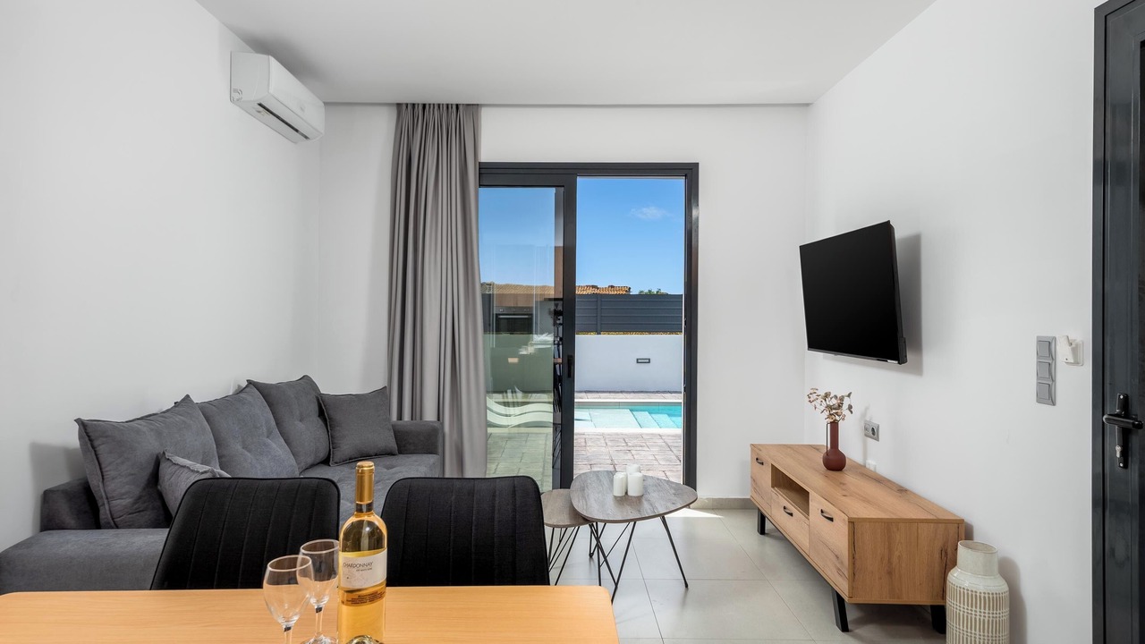 Photo of Livingroom in Petaloudes