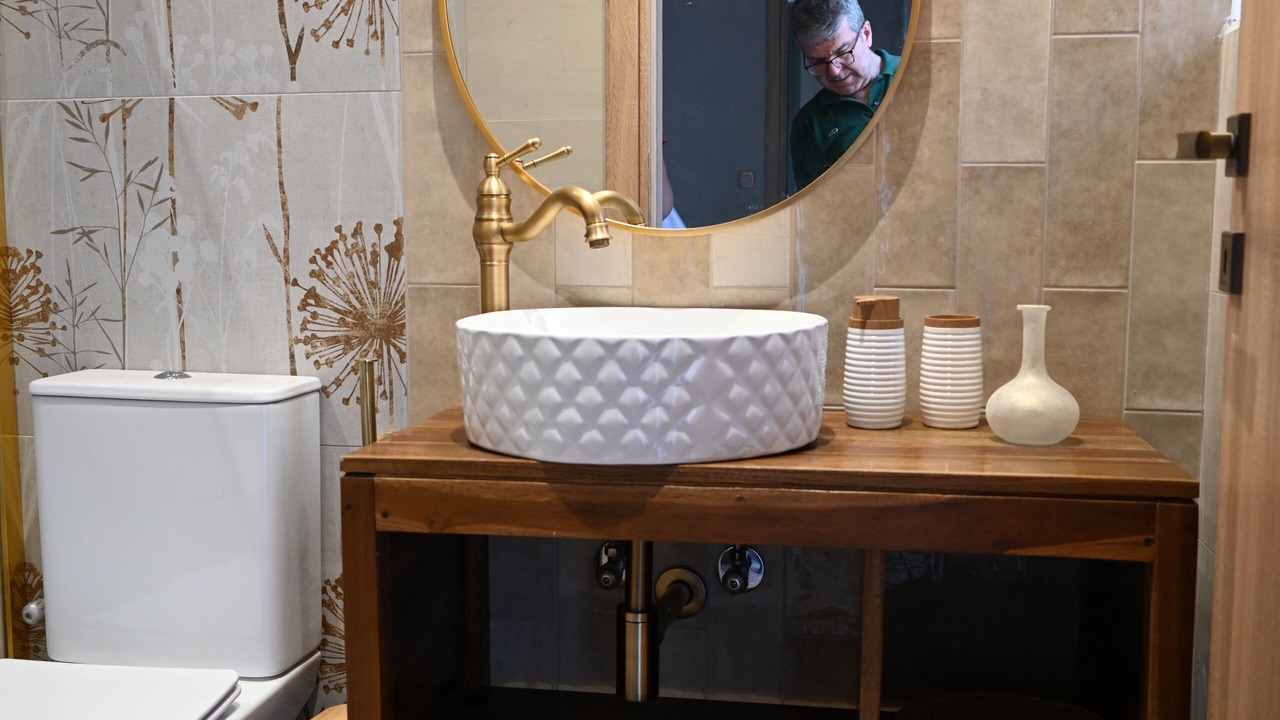 Photo of Bathroom in Argostoli Town
