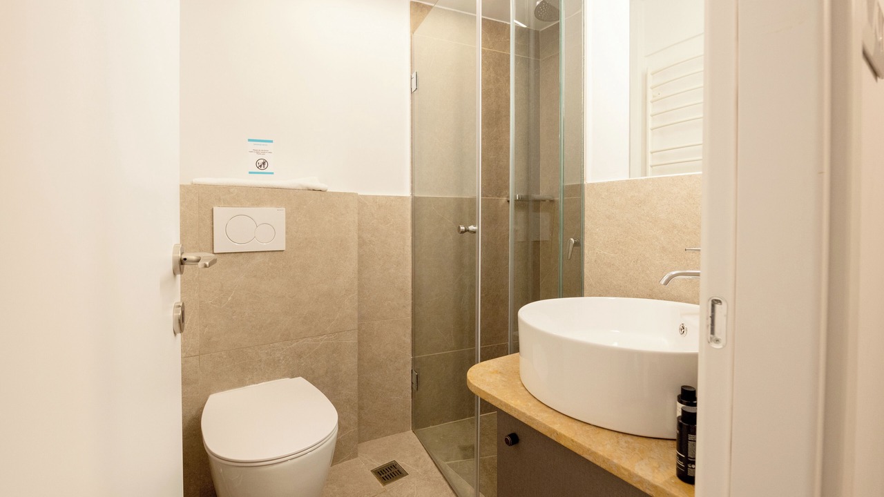 Photo of Bathroom in Plaka