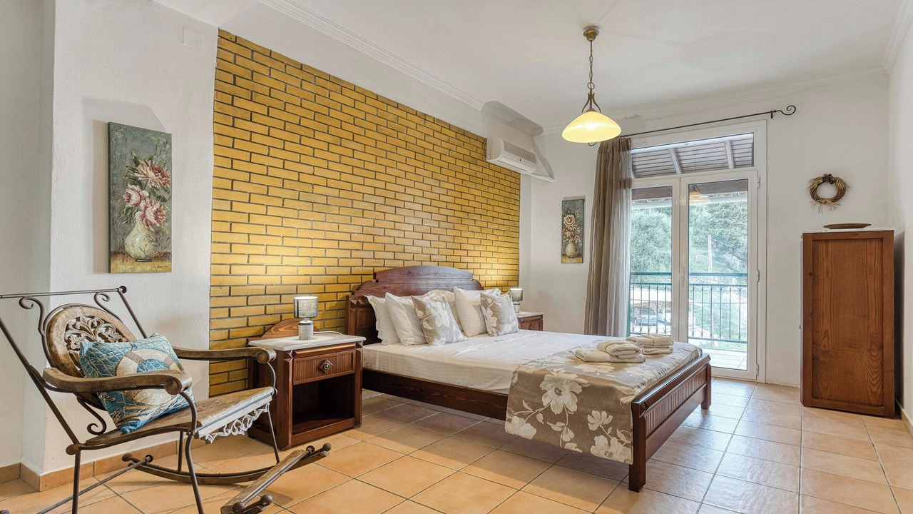 Photo of Bedroom in Katavolos