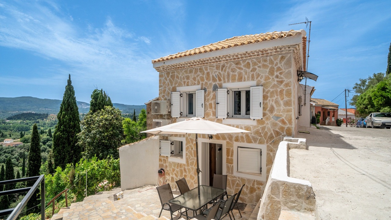Photo of Outdoor in Karousades