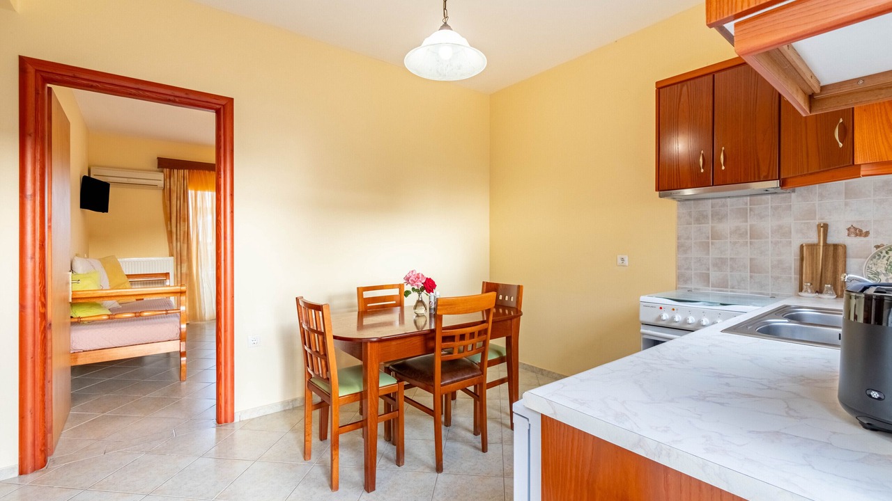Photo of Kitchen in Agios Stefanos Avliotes