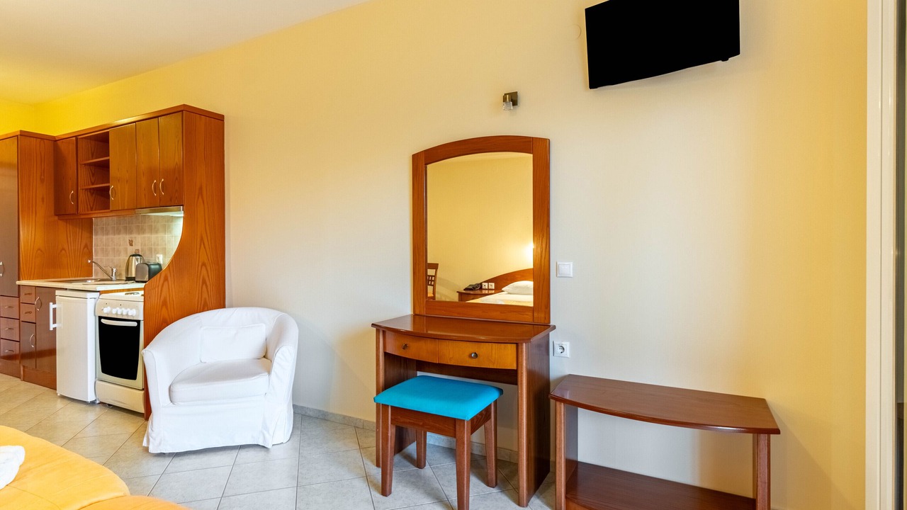 Photo of Bedroom in Agios Stefanos Avliotes