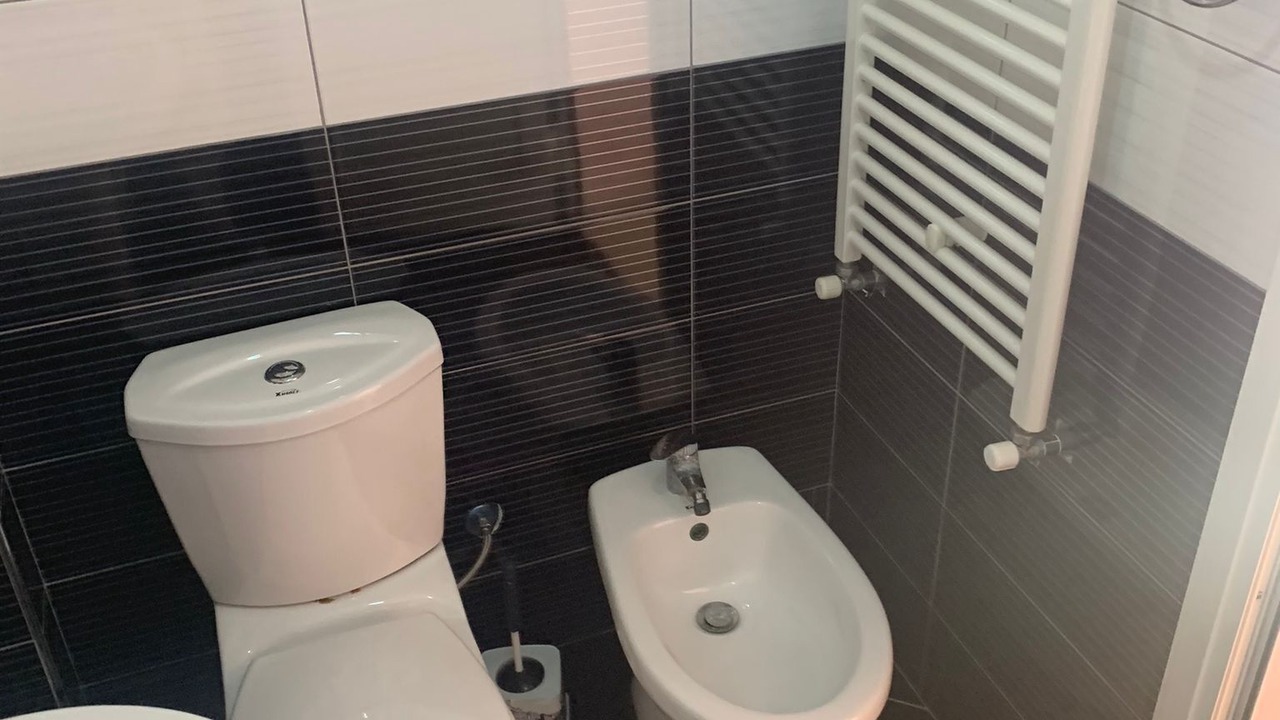 Photo of Bathroom in Mbrostar-Urë