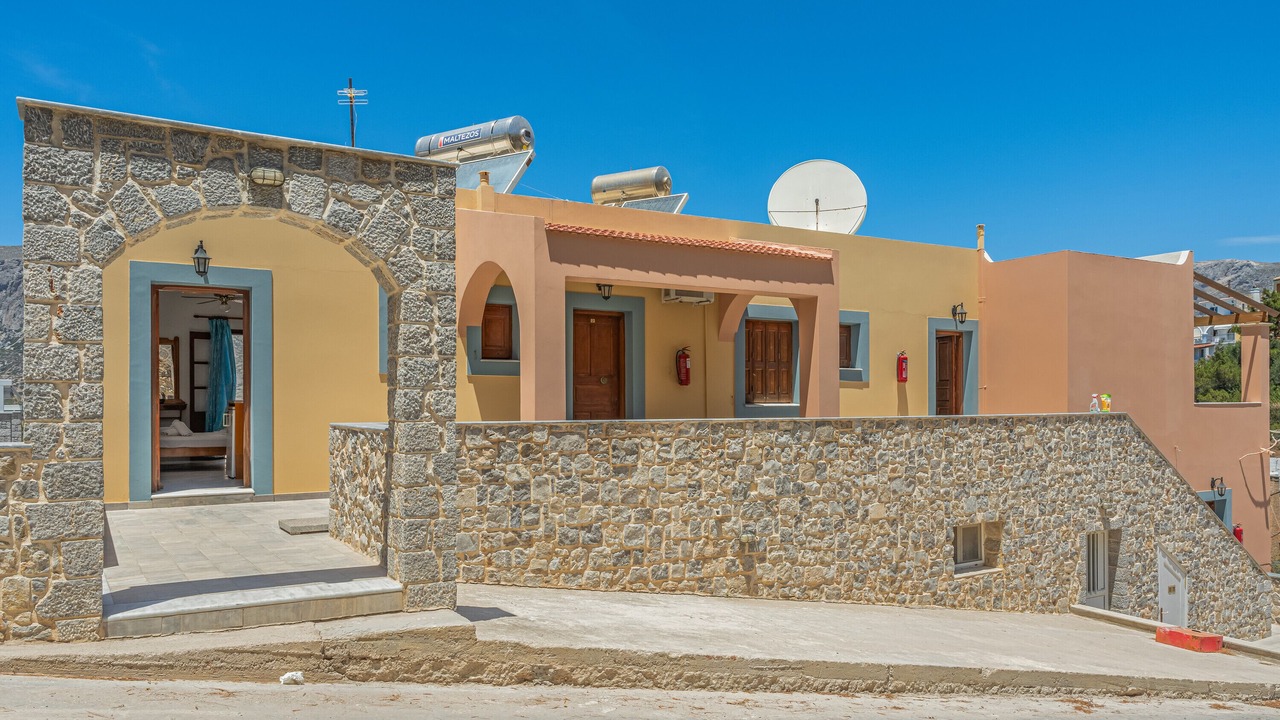 Photo of Outdoor in Kamari