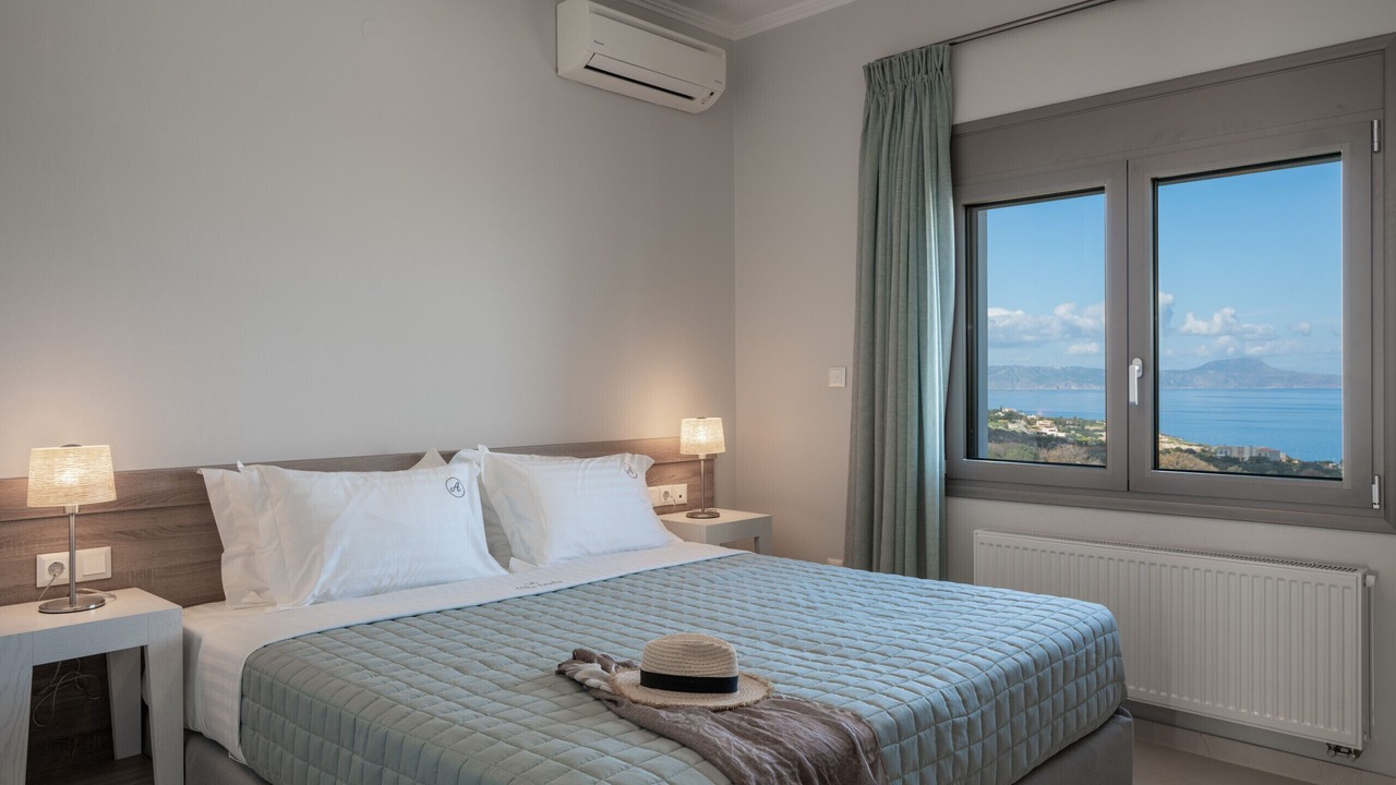 Photo of Bedroom in Atsipópoulon