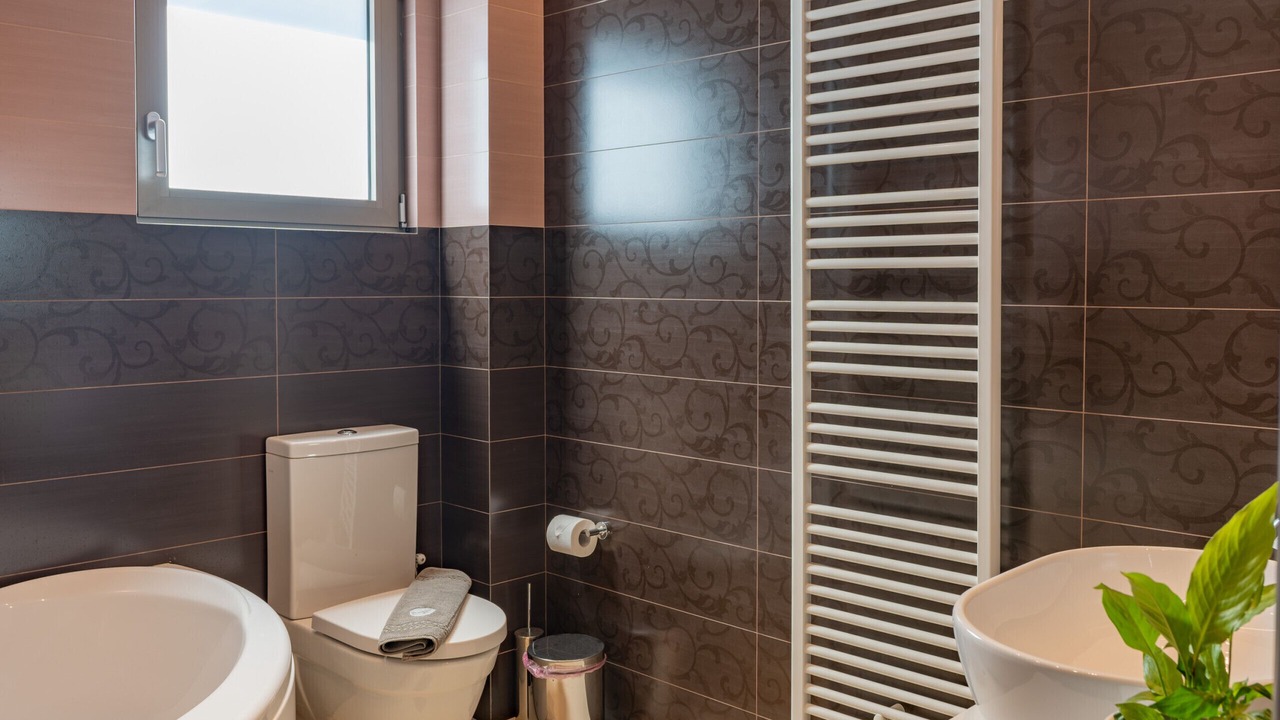 Photo of Bathroom in Atsipópoulon