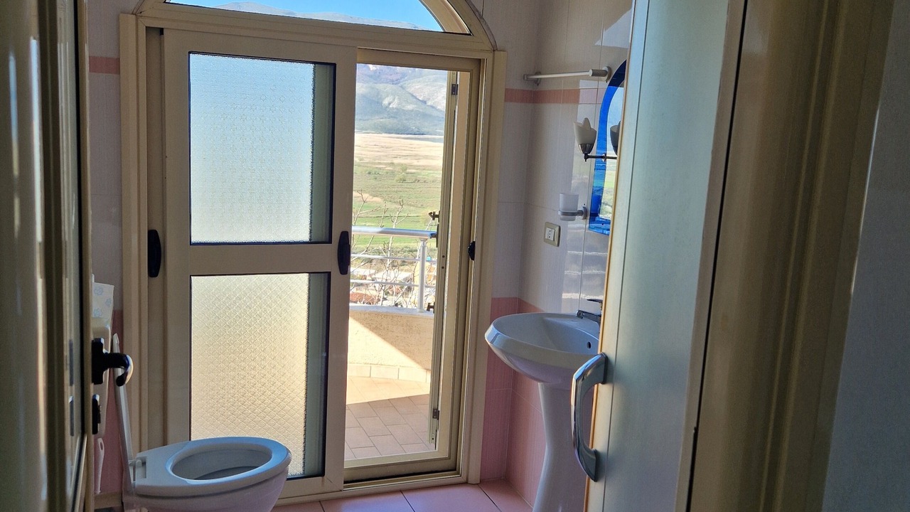 Photo of Bathroom in Orikum