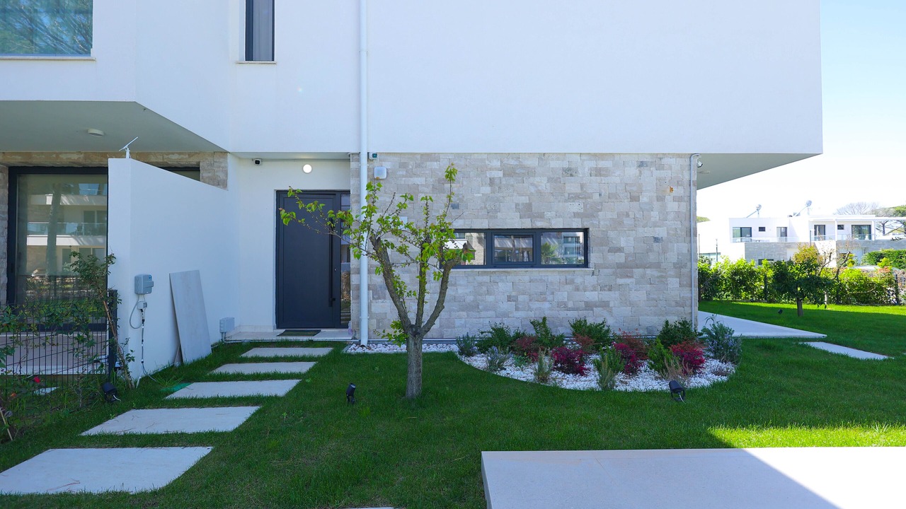 Photo of Outdoor in Ishem