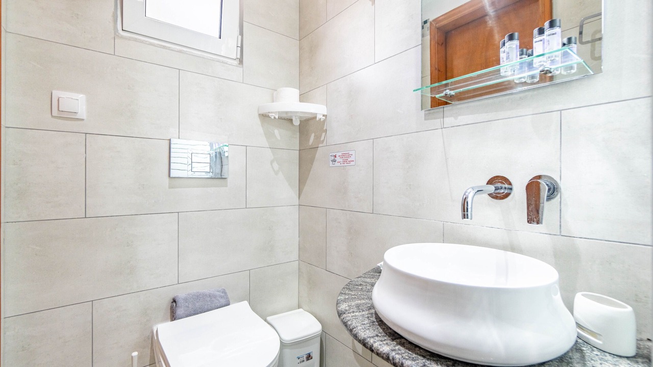 Photo of Bathroom in Agios Georgios Pagon