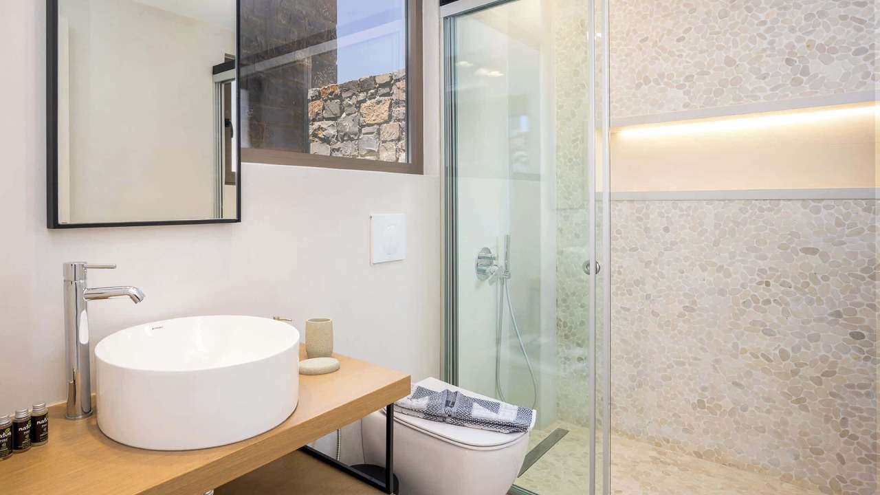 Photo of Bathroom in Anopolis