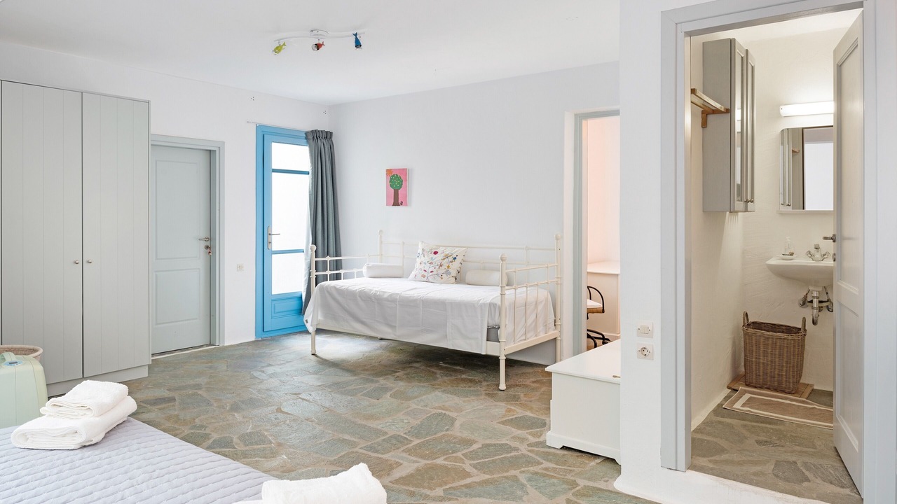 Photo of Bedroom in Ioulida