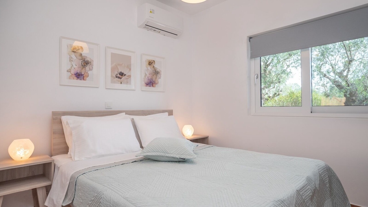 Photo of Bedroom in Alonia