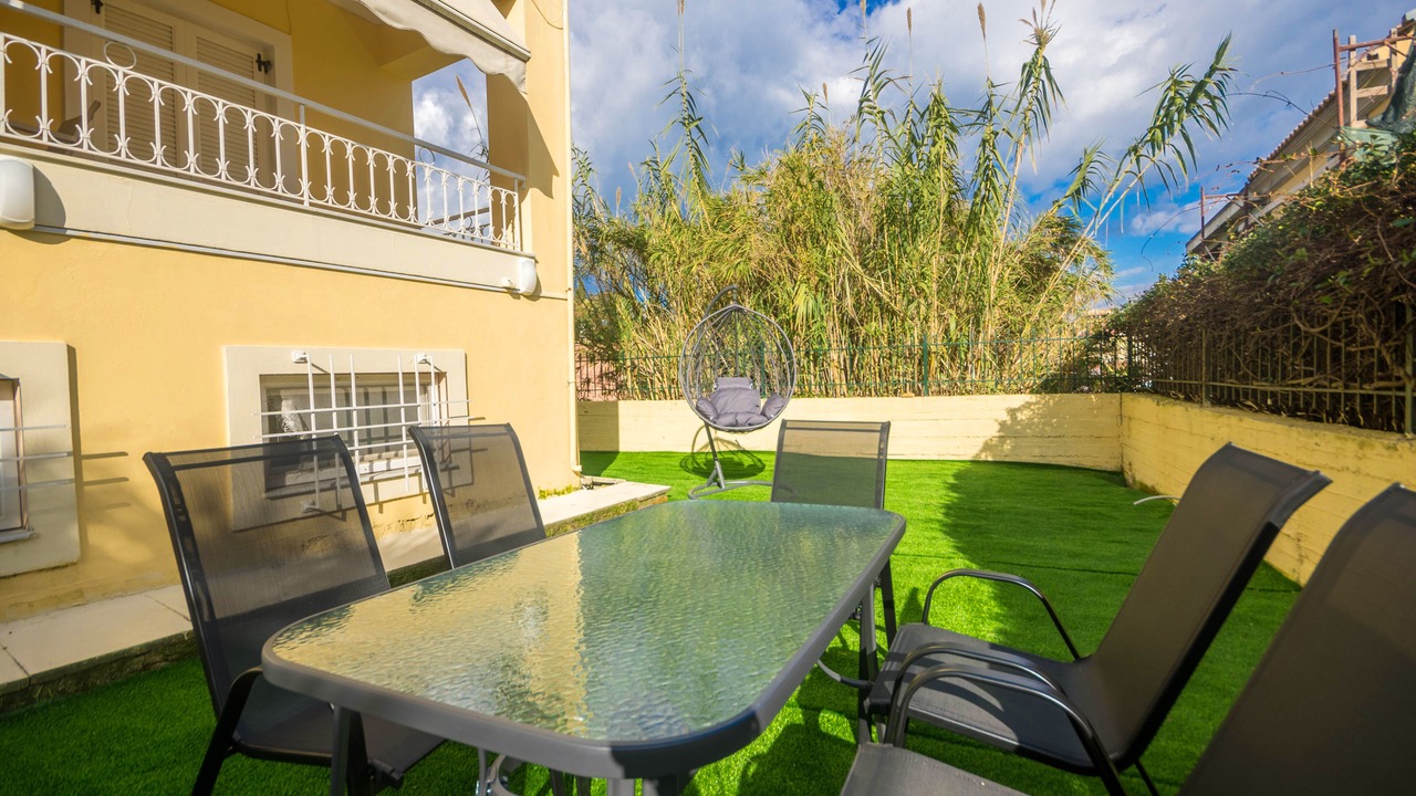 Photo of Outdoor in Alepou