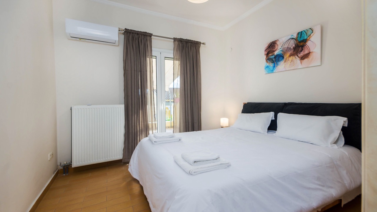 Photo of Bedroom in Alepou