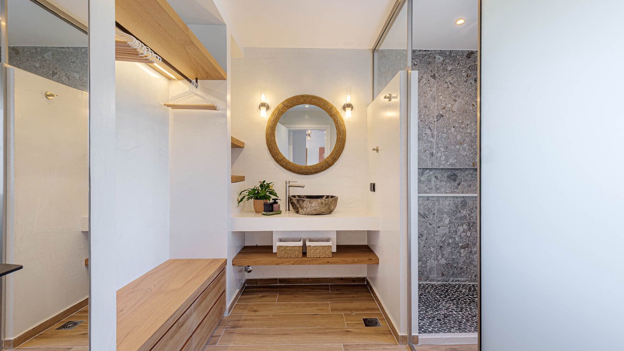 Photo of Bathroom in Agios Stefanos