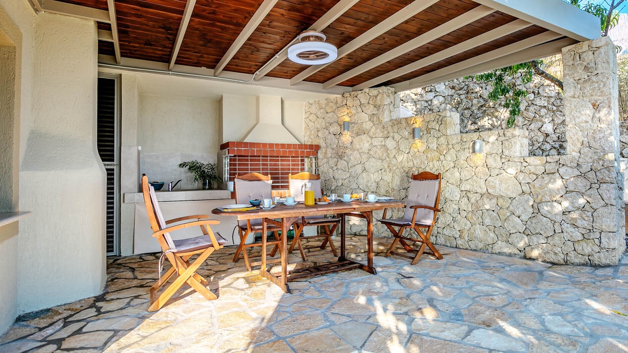 Photo of Outdoor in Sinarades