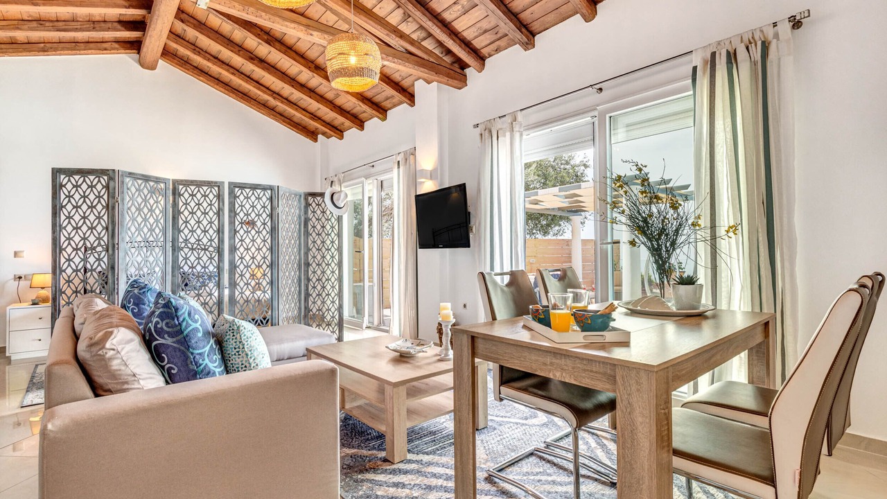Photo of Livingroom in Sinarades