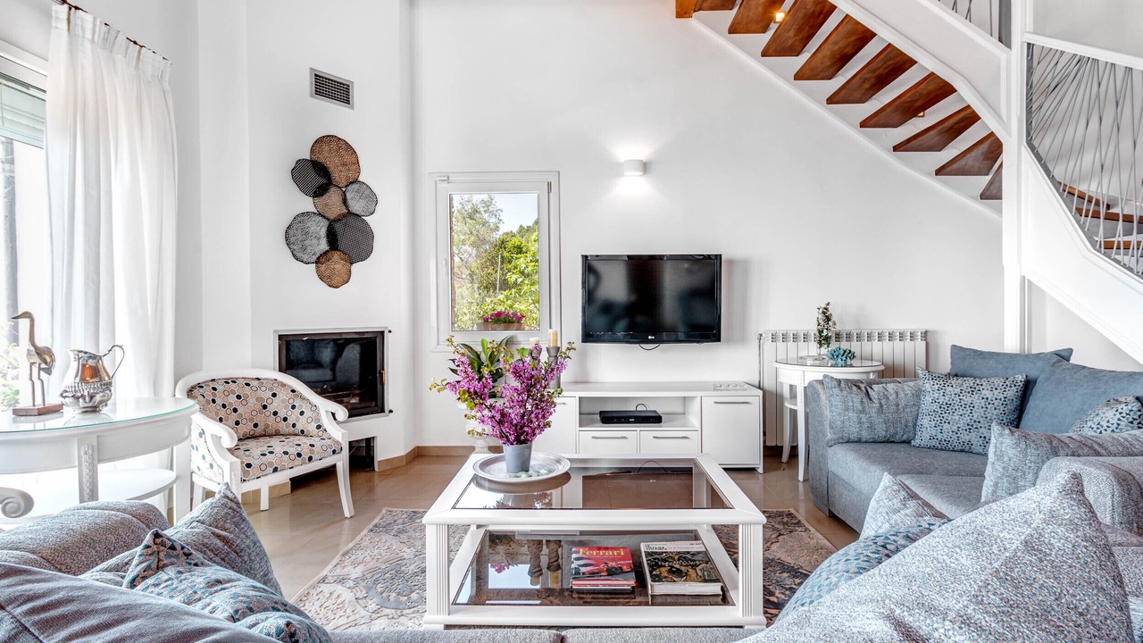 Photo of Livingroom in Sinarades