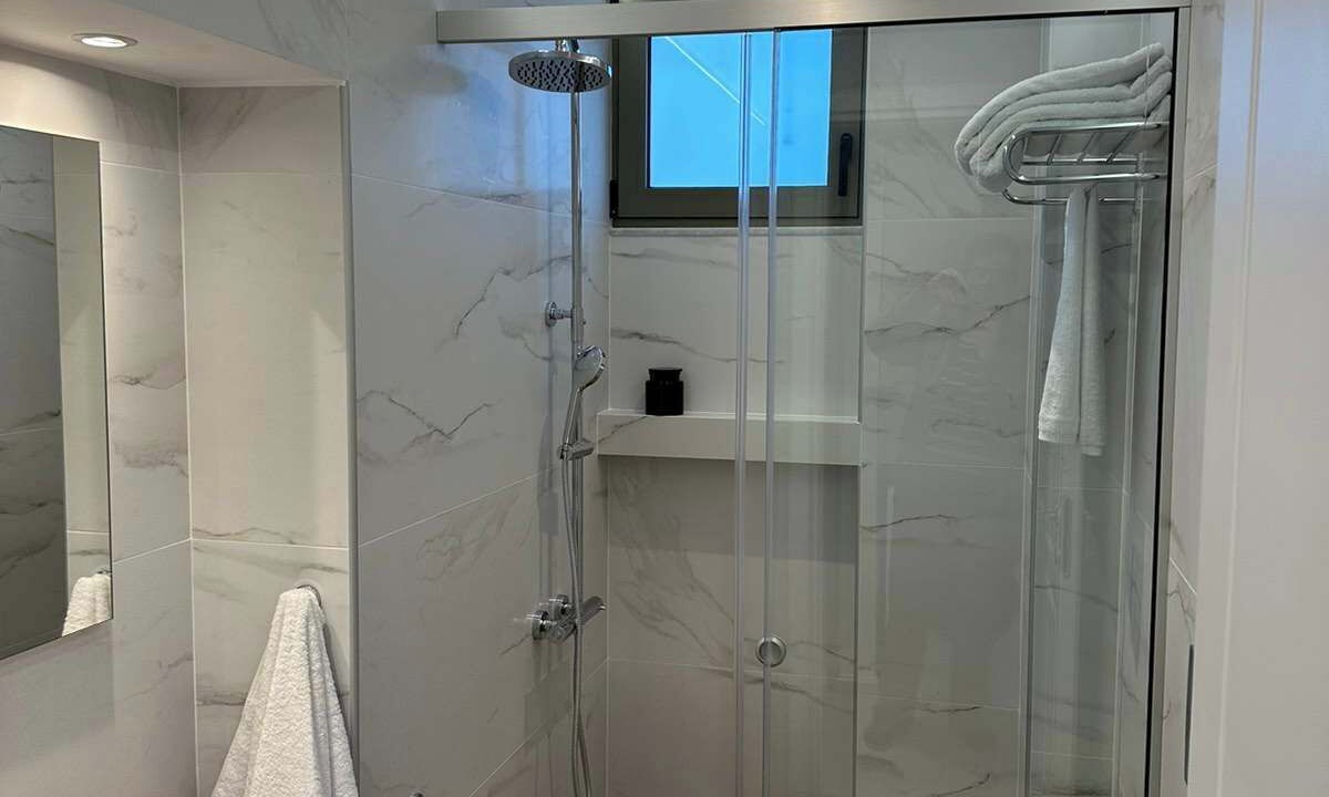 Photo of Bathroom in Pyrgos Psilonerou