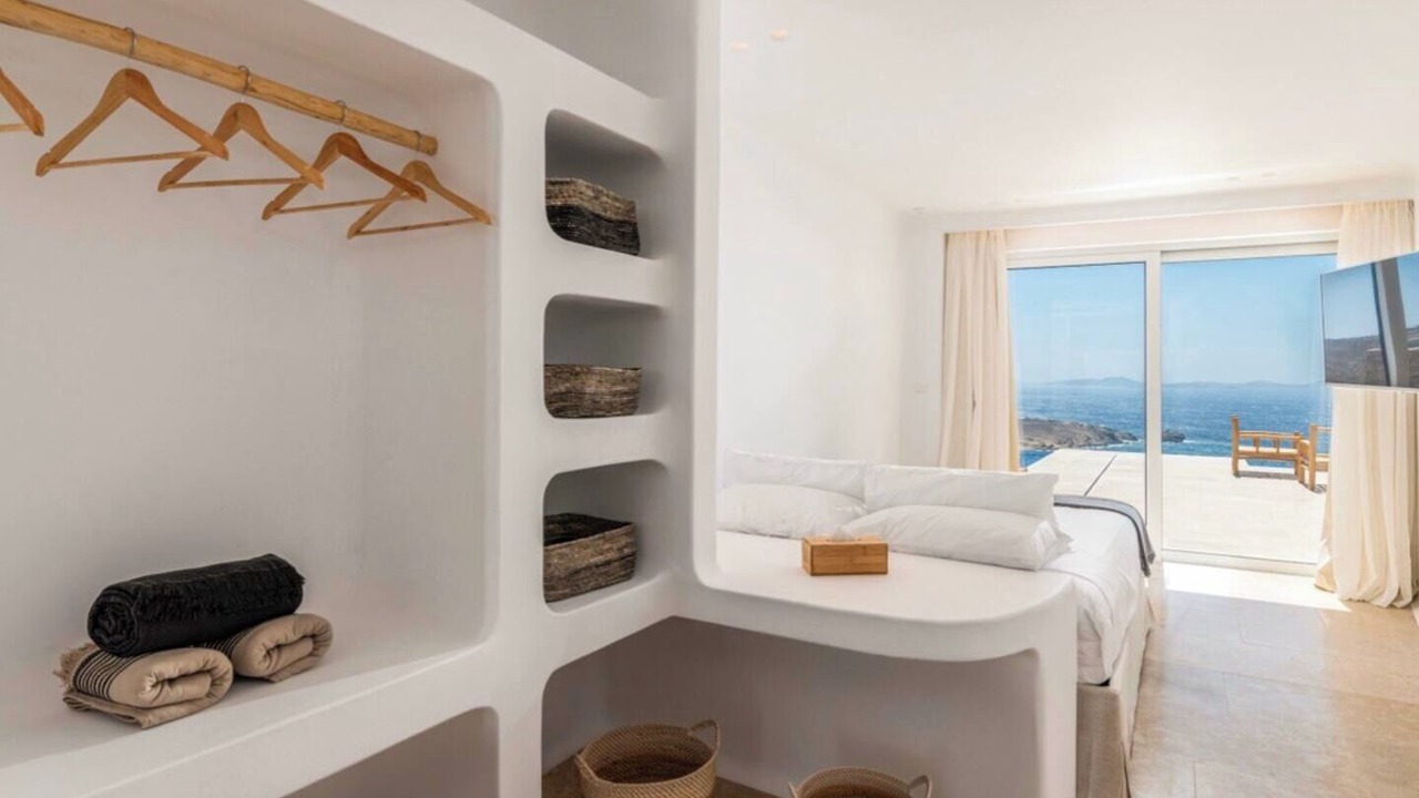 Photo of Bedroom in Faros Armenistis